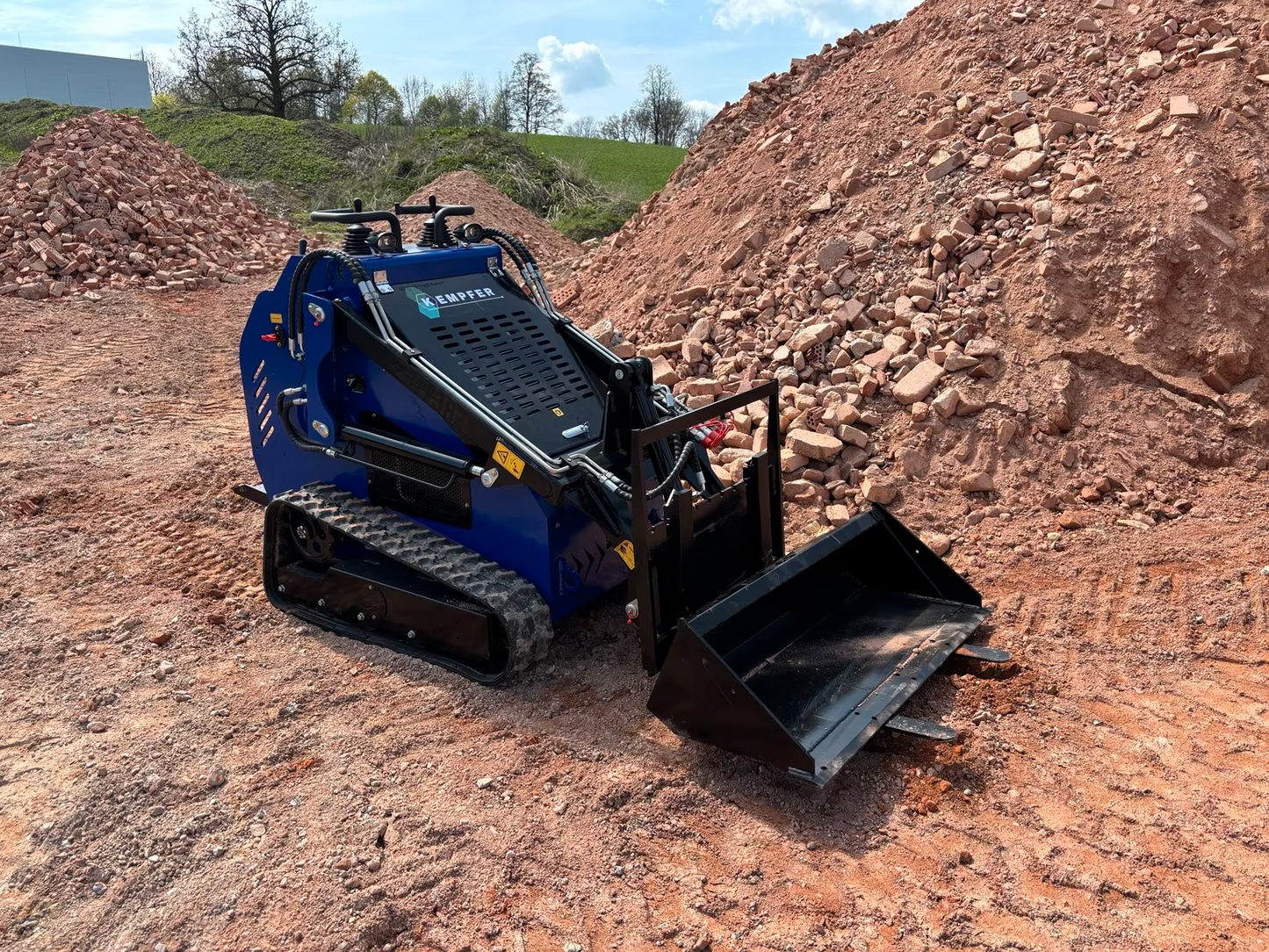 Kempfer KL-700 Kompaktlader Skid-Steer Multilader Raupenfahrwerk